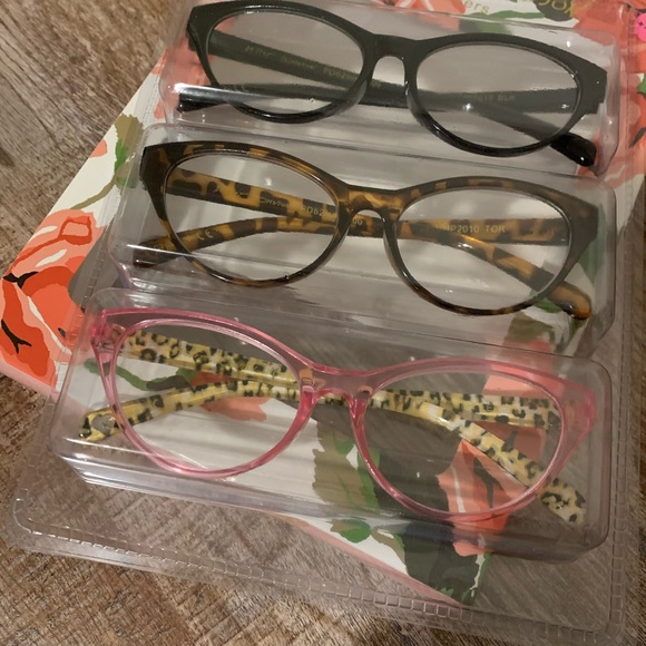 NIB Betsey Johnson Reading Glasses Set - Picture 5 of 7